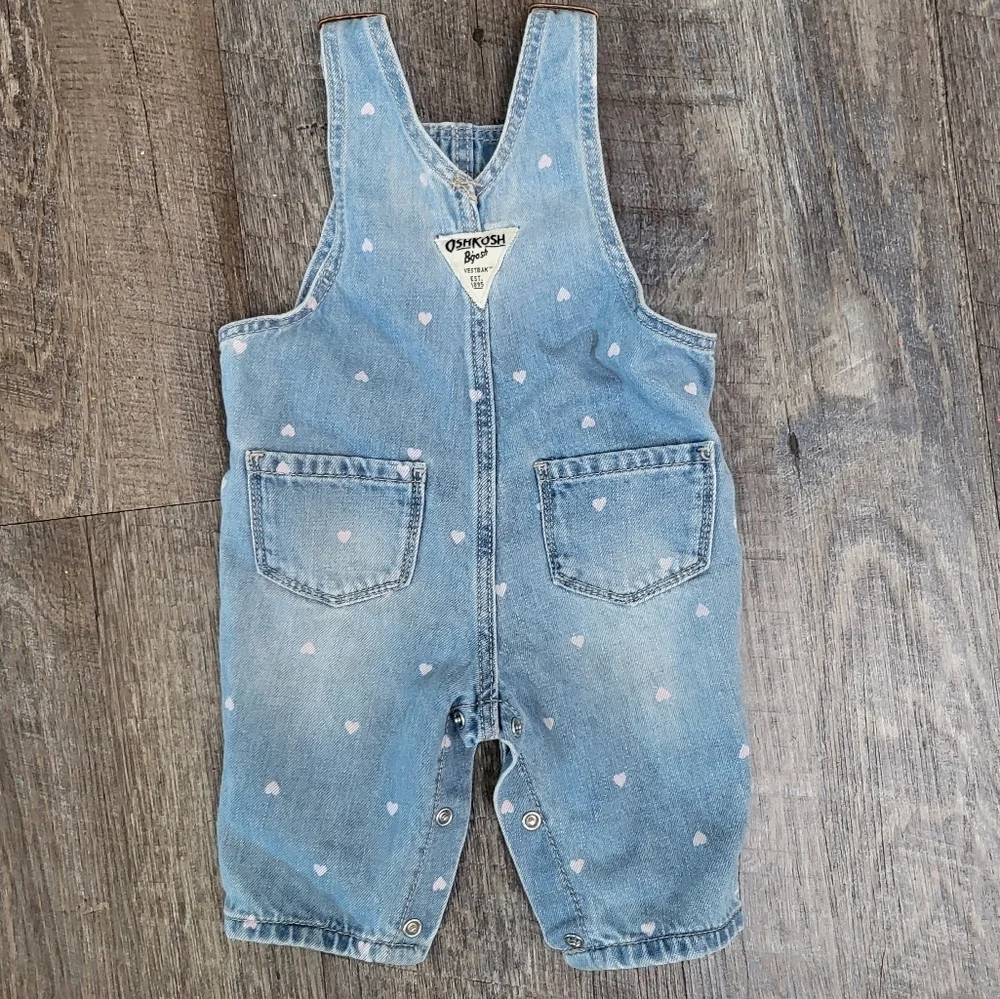 Oshkosh Bigish heart jean baby Overalls 3M